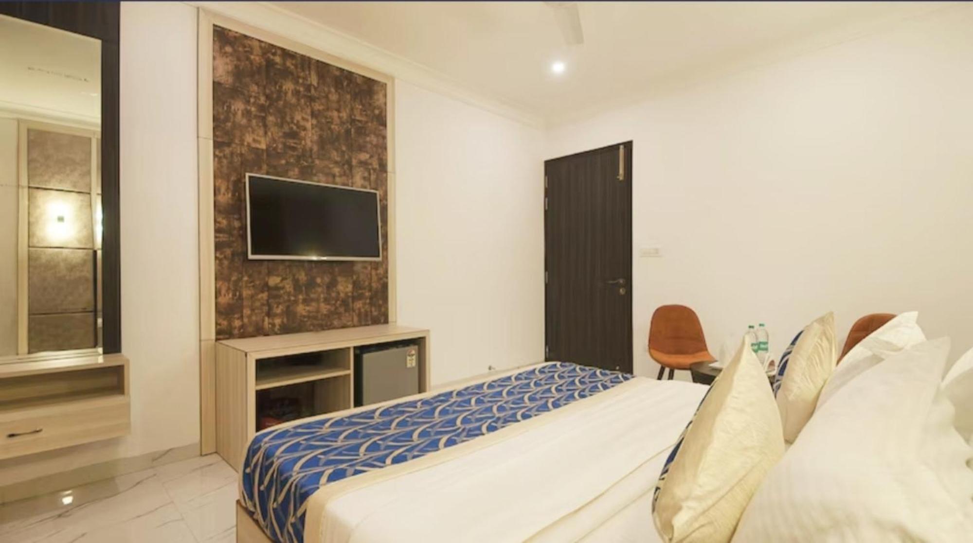 Hotel Almora Inn - Near By Delhi International Airport - With Free Airport Pickup And Drop New Delhi Luaran gambar