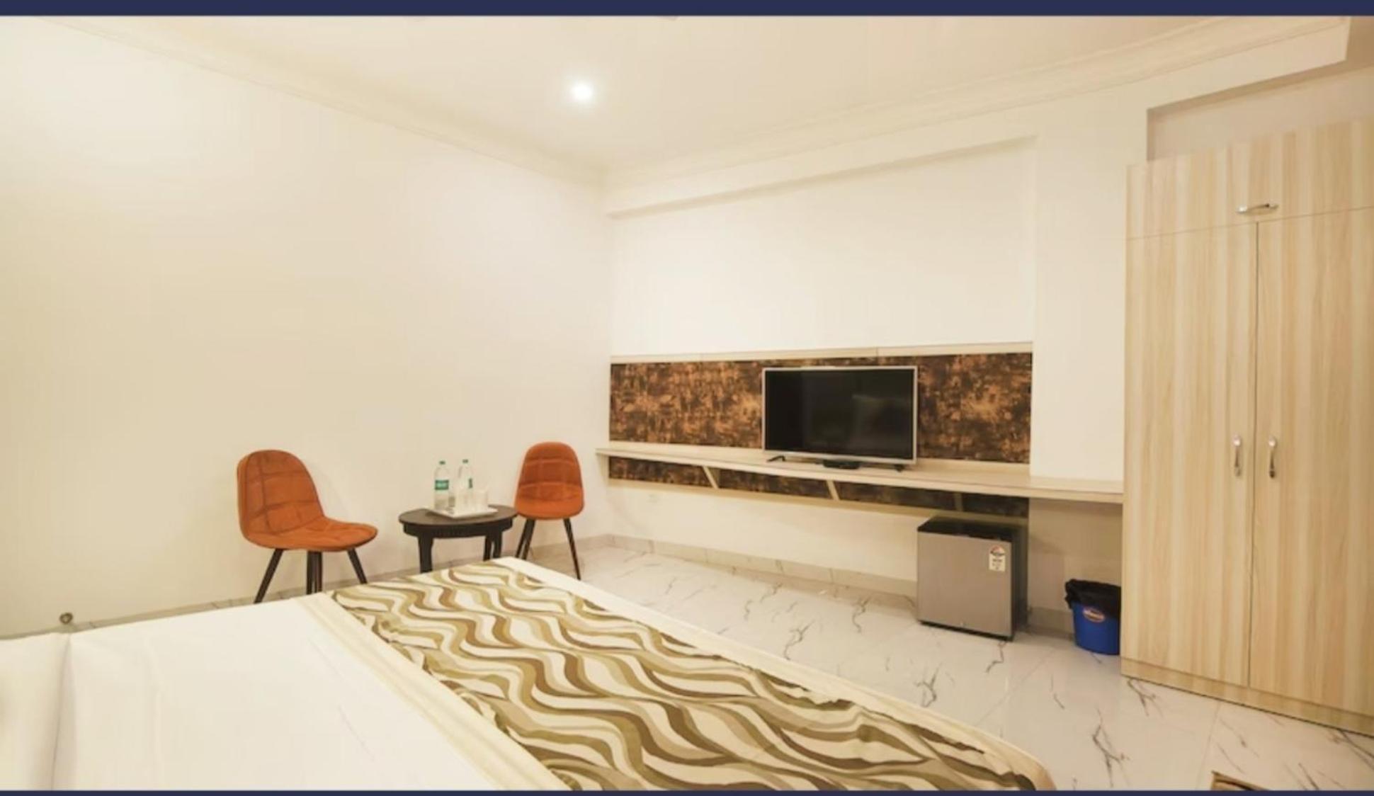 Hotel Almora Inn - Near By Delhi International Airport - With Free Airport Pickup And Drop New Delhi Luaran gambar