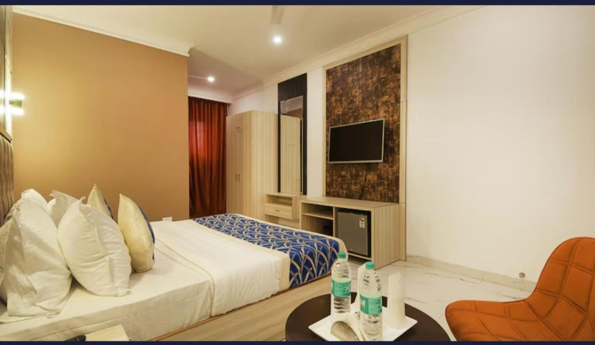Hotel Almora Inn - Near By Delhi International Airport - With Free Airport Pickup And Drop New Delhi Luaran gambar