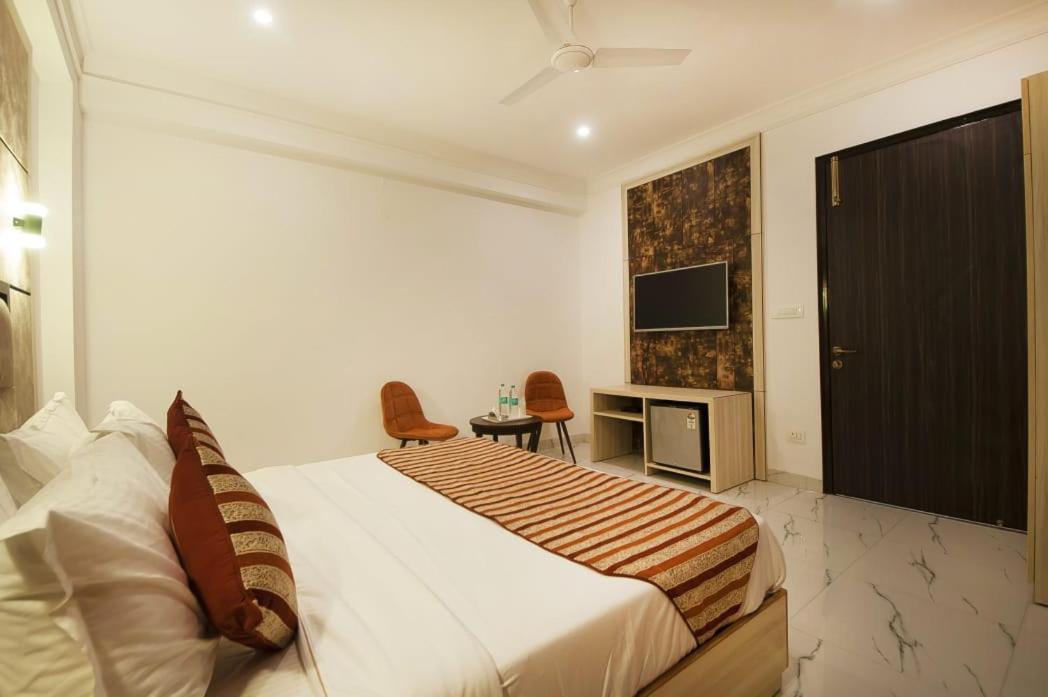 Hotel Almora Inn - Near By Delhi International Airport - With Free Airport Pickup And Drop New Delhi Luaran gambar